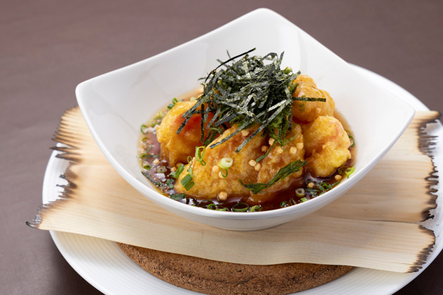 トマト×和風の味付けがインパクト大！「揚げ出し王様トマト」