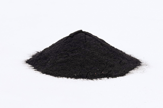 腐植酸は土壌内の微生物を活性化させることで、植物の栄養吸収率を高めてくれる